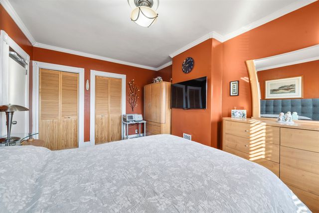 41 EAST 35TH ST, Bayonne, NJ 07002