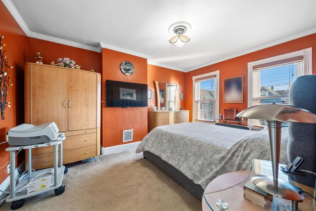 41 EAST 35TH ST, Bayonne, NJ 07002