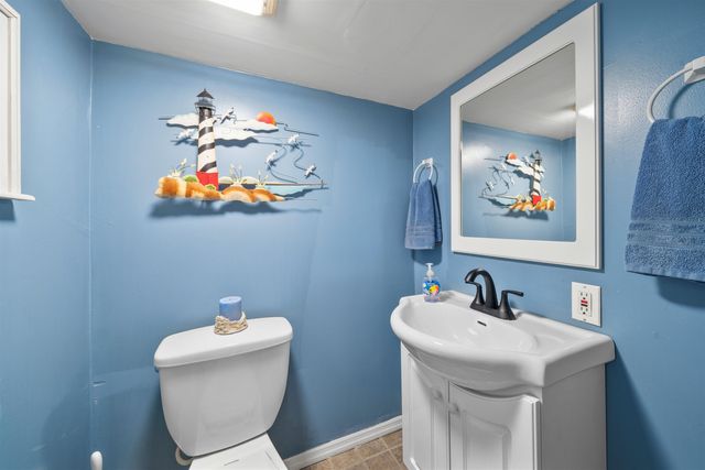 41 EAST 35TH ST, Bayonne, NJ 07002