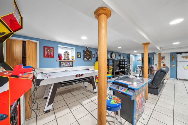 41 EAST 35TH ST, Bayonne, NJ 07002