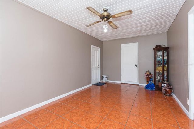 4416 W TRILBY AVENUE, Tampa, FL 33616