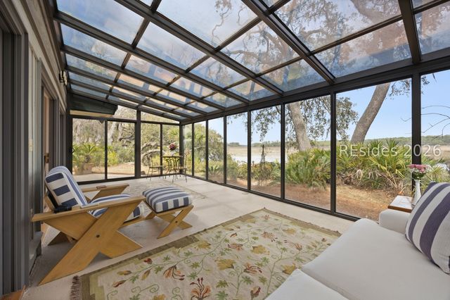 112 Toppin Dr, Hilton Head Island, SC 29926