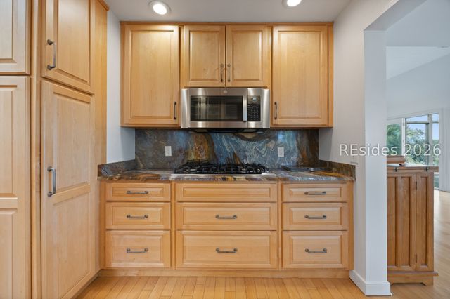 112 Toppin Dr, Hilton Head Island, SC 29926