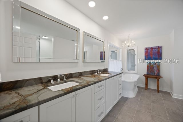 112 Toppin Dr, Hilton Head Island, SC 29926