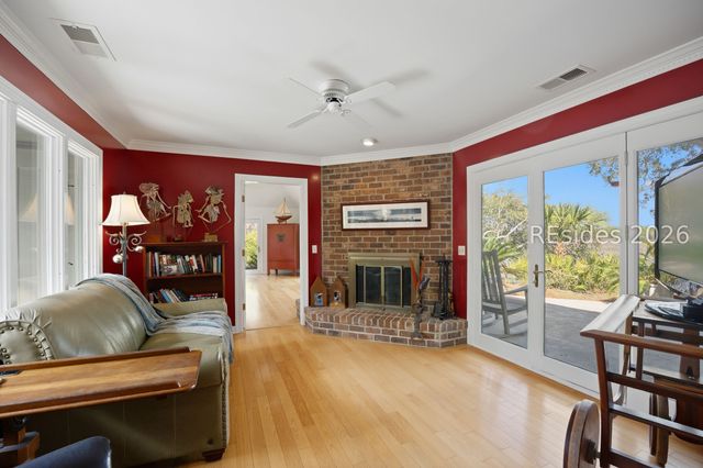 112 Toppin Dr, Hilton Head Island, SC 29926