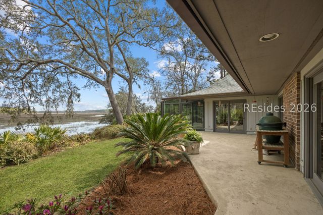 112 Toppin Dr, Hilton Head Island, SC 29926