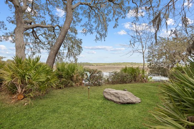 112 Toppin Dr, Hilton Head Island, SC 29926