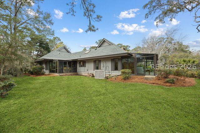 112 Toppin Dr, Hilton Head Island, SC 29926