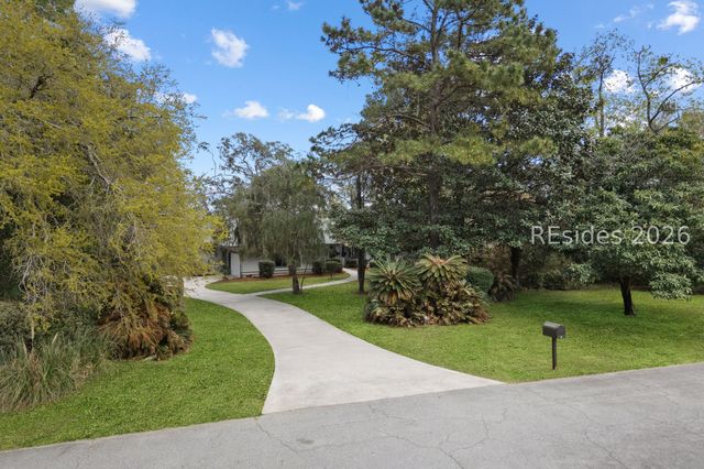 112 Toppin Dr, Hilton Head Island, SC 29926