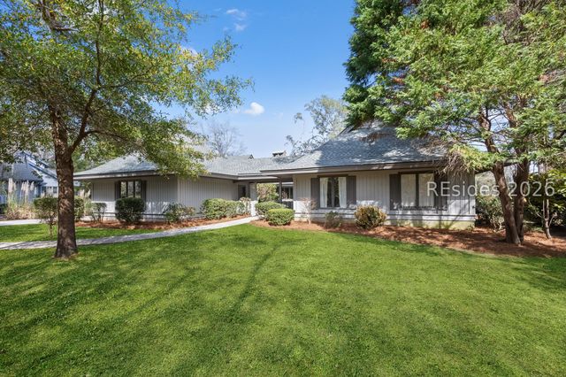 112 Toppin Dr, Hilton Head Island, SC 29926