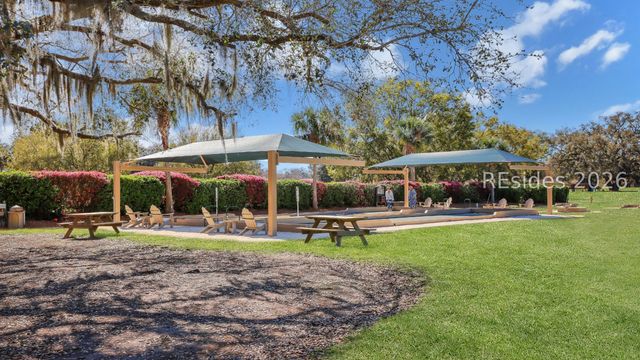 112 Toppin Dr, Hilton Head Island, SC 29926