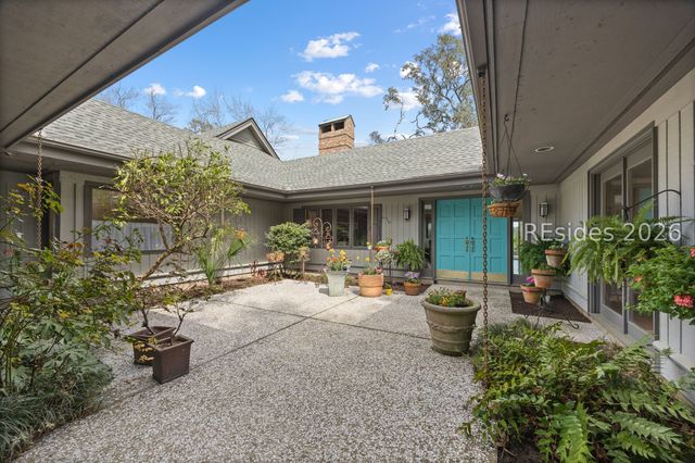 112 Toppin Dr, Hilton Head Island, SC 29926