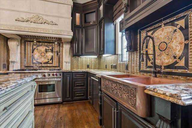 4601 Birch Street, Bellaire, TX 77401