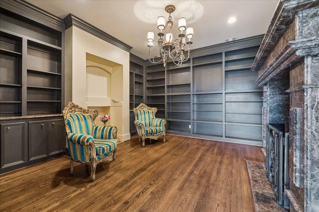 4601 Birch Street, Bellaire, TX 77401