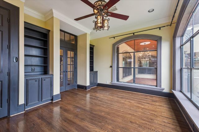 4601 Birch Street, Bellaire, TX 77401