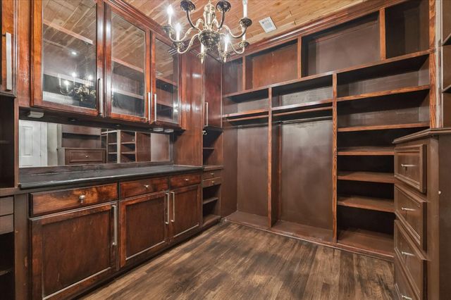 4601 Birch Street, Bellaire, TX 77401