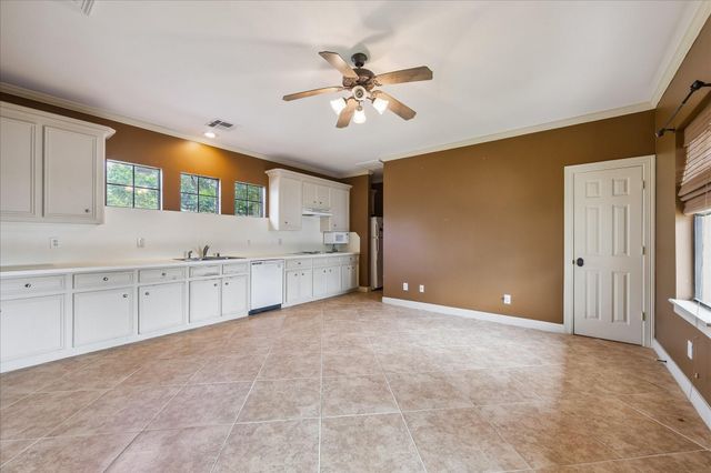 4601 Birch Street, Bellaire, TX 77401