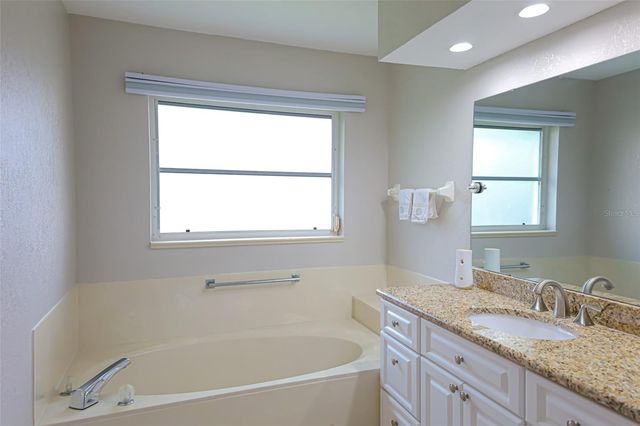 1690 WAXWING COURT, Venice, FL 34293