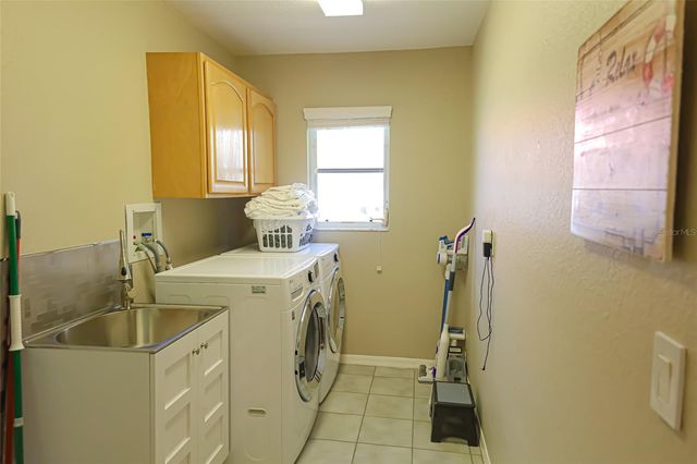 1690 WAXWING COURT, Venice, FL 34293