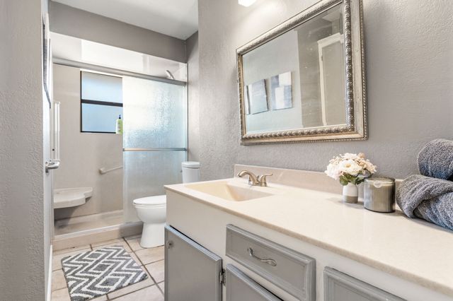 1107 Griffith Avenue, Terrell, TX 75160