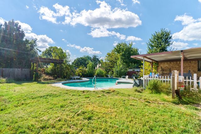 1107 Griffith Avenue, Terrell, TX 75160