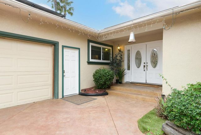 4388 Bellflower Dr, La Mesa, CA 91941