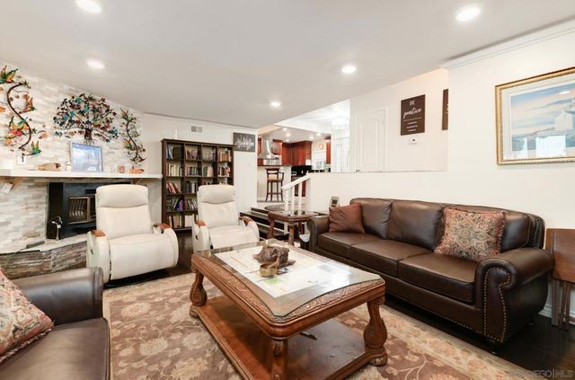 4388 Bellflower Dr, La Mesa, CA 91941