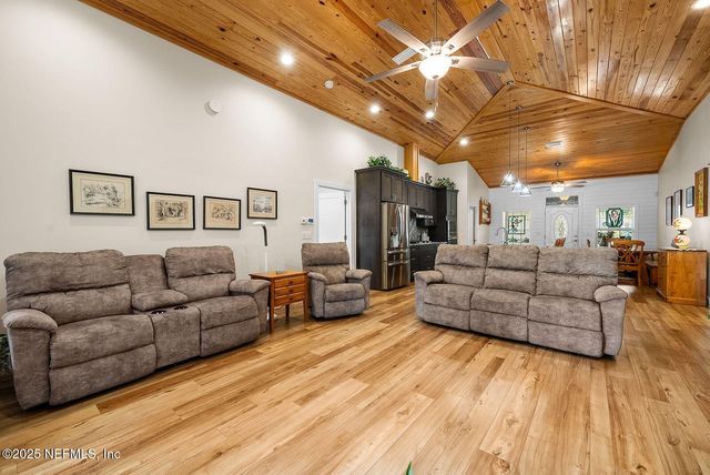 8449 LILY LAKE Road, Melrose, FL 32666