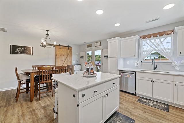 890 W Main St, Alexandria, TN 37012