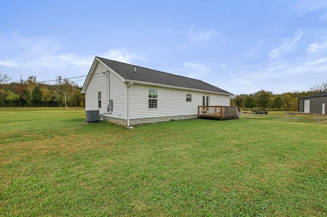 890 W Main St, Alexandria, TN 37012