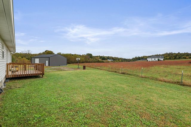 890 W Main St, Alexandria, TN 37012