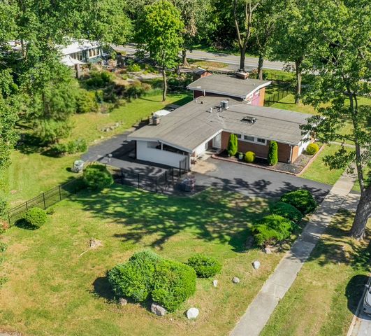 52 Blackhawk Drive, Park Forest, IL 60466