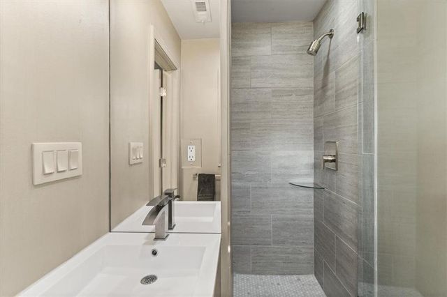 1291 CAROLYN NE Drive, Atlanta, GA 30329