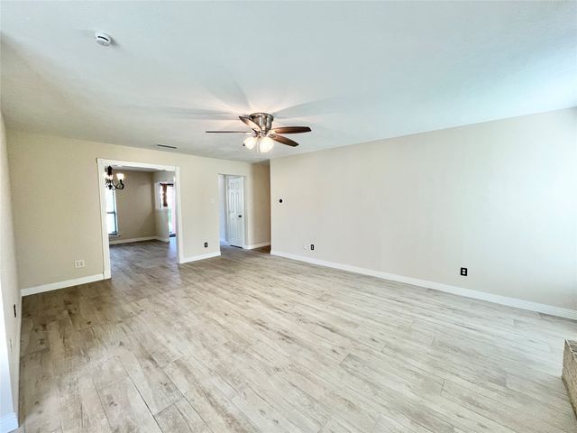 1816 Lexington Place, Bedford, TX 76022