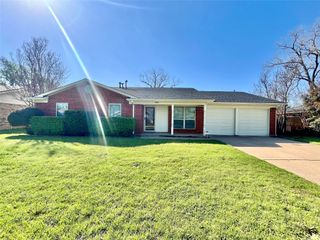 1816 Lexington Place, Bedford, TX 76022