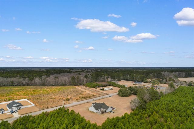 2537 Hugo Rd., Conway, SC 29527