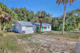 850 5th Place, Vero Beach, FL 32962
