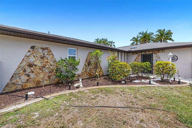 2132 ABSCOTT STREET, Port Charlotte, FL 33952