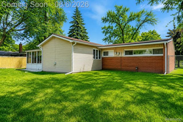 25538 Schoolcraft, Redford Charter Township, MI 48239