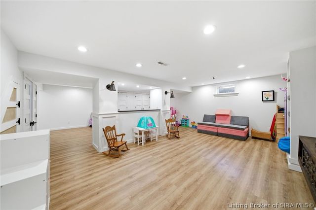 300 Emerson Avenue, Clarksville, IN 47129