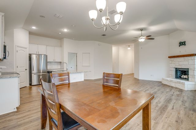 3125 Arbor View Drive, Burleson, TX 76028