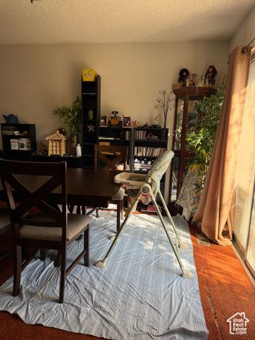 690 FREEDOM DR, North Salt Lake, UT 84054