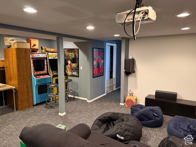 690 FREEDOM DR, North Salt Lake, UT 84054