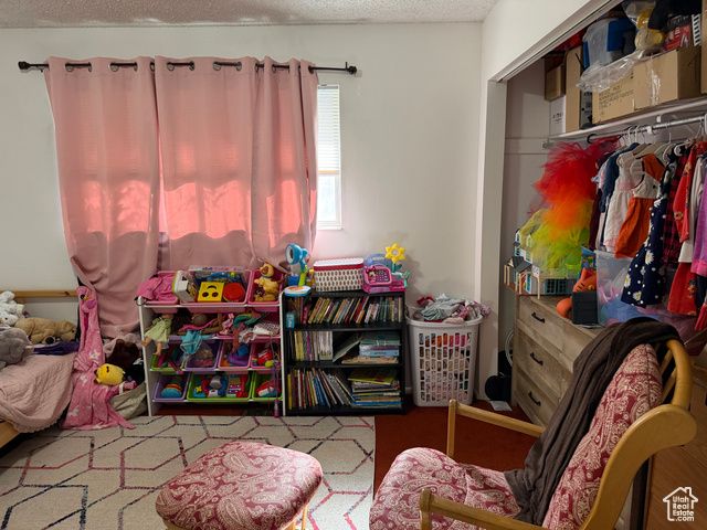 690 FREEDOM DR, North Salt Lake, UT 84054