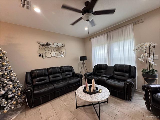 1306 E Sonador S Drive, Edinburg, TX 78542