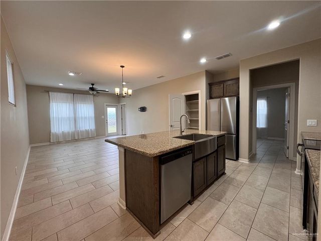 1306 E Sonador S Drive, Edinburg, TX 78542