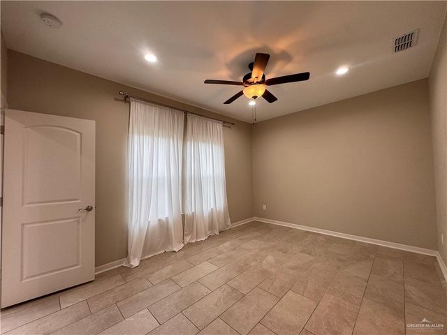 1306 E Sonador S Drive, Edinburg, TX 78542