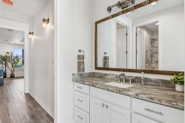 169 Longwood DR, New Braunfels, TX 78132