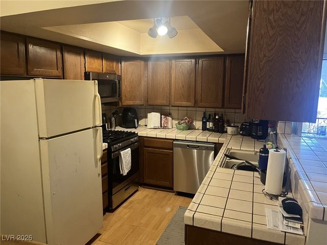 1416 Santa Margarita Street G, Las Vegas, NV 89146