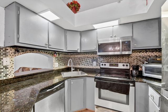 4191 S 57th Avenue G Avenue, Greenacres, FL 33463